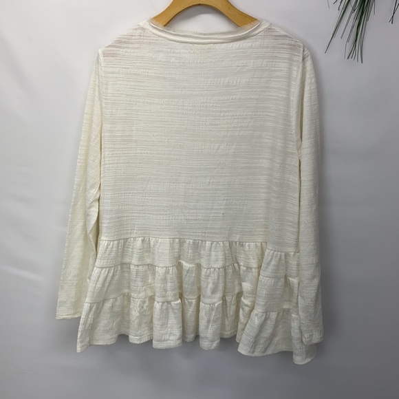 UO. Deletta ruffle long sleeve top size medium - Picture 4 of 7